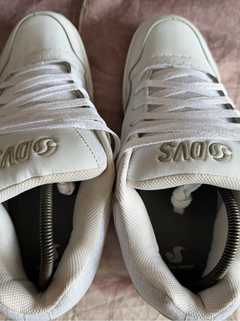 Dvs only worn